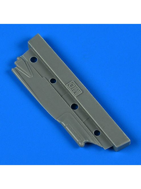 Quickboost - F-4B Phantom II tail fin cap - mid for TAMIYA