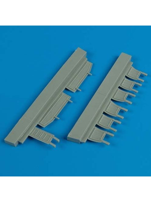 Quickboost - 1/72 Ta 154A-1/R1 undercarriage covers