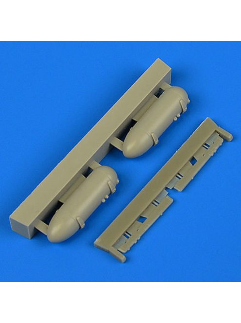 Quickboost - Kawasaki Ki-61-Id Hien drop tanks w.pylo for Tamiya