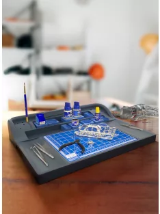 Revell - Working Station