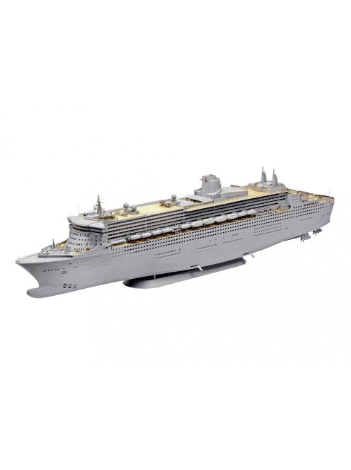 Revell - Queen Mary 2