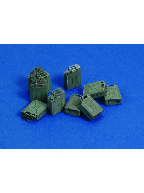 Royal Model - Italian Jerrycans-WWII