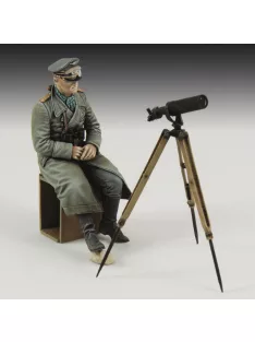 Royal Model - Erwin Rommel with tripod telescope