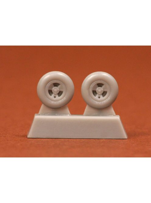 SBS Model - 1/72 Spitfire 3-spoke wheels (for late mark versions) - Resin  
