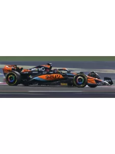   Spark - McLAREN F1  MCL60 TEAM McLAREN N 81 WINNER SPRINT RACE QATAR GP WITH PIT BOARD 2023 OSCAR PIASTRI ORANGE BLUE BLACK