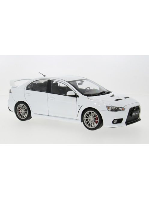 Sun Star - Mitsubishi Lancer Evolution X, weiss, 1:18