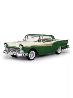   Sun Star - 1:18 Ford Fairlane 500 Skyliner, Cumberland Green/Colonial White, 1957