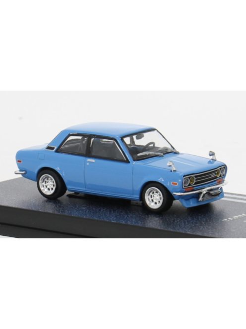 Tarmac - Datsun 510, blau, 1:64