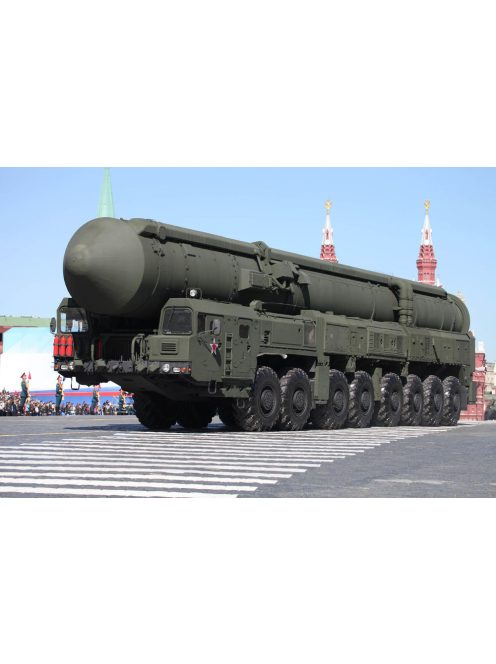 Trumpeter - 15U175 TEL of RS-12M1 Topol-M ICBM complex