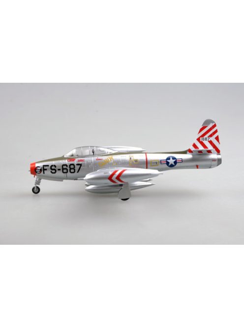 Trumpeter Easy Model - F-84E SANDY assigned to the 9th FBS,Base
