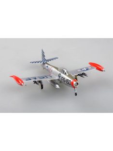   Trumpeter Easy Model - F-84E49-2105,Was assigned to22nd Fighter