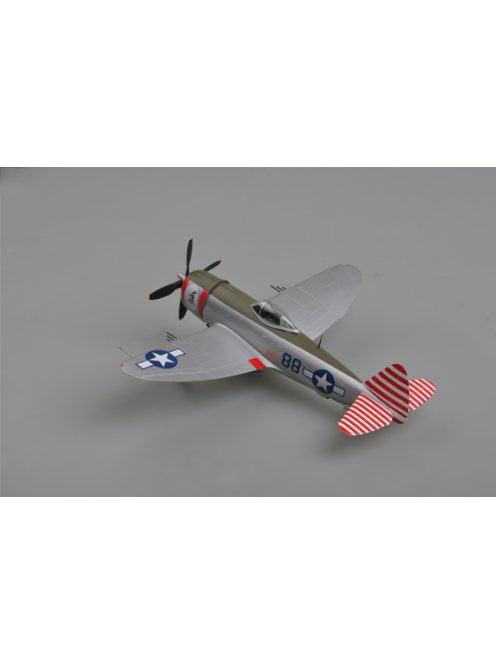 Trumpeter Easy Model - P-47D 527FS,86FG