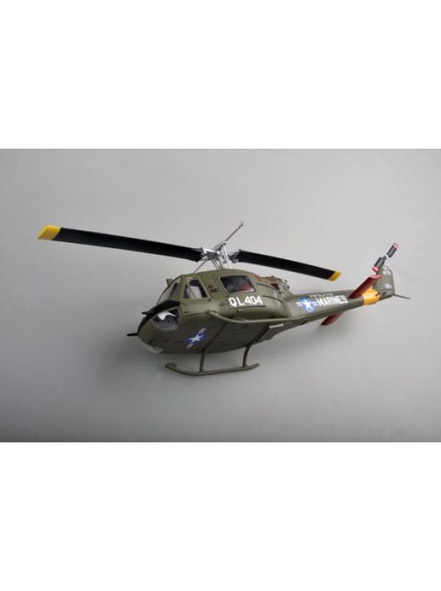 Trumpeter Easy Model - UH-1C U.S. Marines