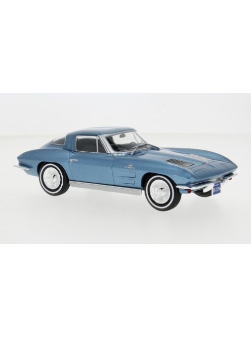 WHITEBOX - Chevrolet Corvette (C2) Stingray, blau, 1963, 1:24